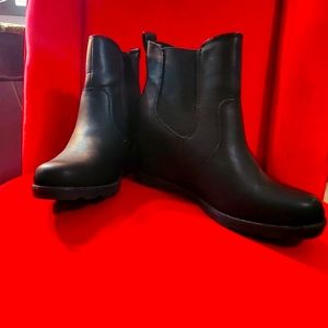 Universal Thread BOOTS HIDING WEDGE Amalia Black 9 1/2
